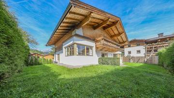 Thumbnail von Main residence with Kaiser view in sunny peaceful location