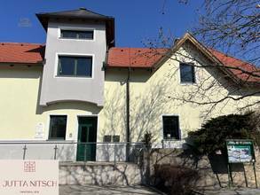 Schönes Büro/Praxis - Gemeinschaftsbüro/Praxis möglich - Gumpoldskirchen neben Parkplatz