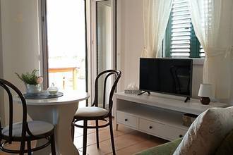 Thumbnail von Apartment building with four apartments near the sea