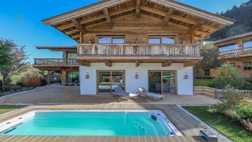 Thumbnail von Luxury garden apartment with pool in an absolutely prime location