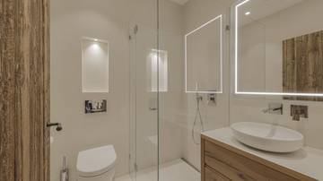 Thumbnail von Luxury garden apartment with pool in an absolutely prime location