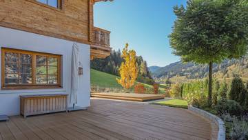 Thumbnail von Luxury garden apartment with pool in an absolutely prime location