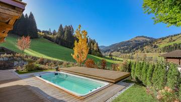 Thumbnail von Luxury garden apartment with pool in an absolutely prime location