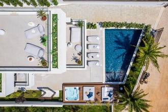 Thumbnail von Modern luxury villa directly by the sea, Zadar region