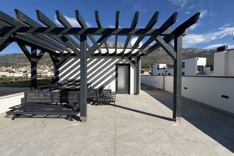 Thumbnail von Penthouse with roof terrace and sea view