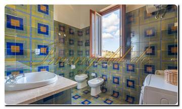 Thumbnail von Sicily noble house with a huge area, two building plots, and great sea views