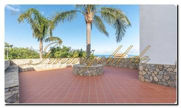 Thumbnail von Sicily noble house with a huge area, two building plots, and great sea views