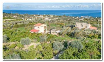 Thumbnail von Sicily noble house with a huge area, two building plots, and great sea views