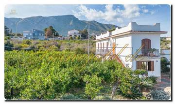 Thumbnail von Sicily noble house with a huge area, two building plots, and great sea views