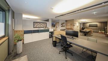Thumbnail von Exclusive office in prime location with operator apartment