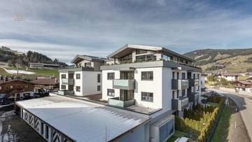 Thumbnail von Exclusive office in prime location with operator apartment