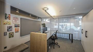 Thumbnail von Exclusive office in prime location with operator apartment