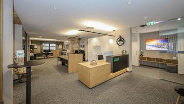 Thumbnail von Exclusive office in prime location with operator apartment