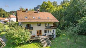 Thumbnail von Historic villa in idyllic location