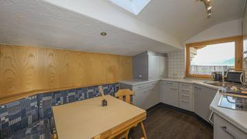 Thumbnail von Apartment building with a secondary residence in prime location