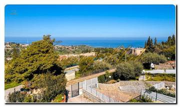 Thumbnail von Elegant, innovative, and distinctive semi-detached house with panoramic sea view, terrace, and the option to include a pool.