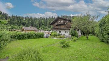 Thumbnail von Property with old buildings and partial recreational residence