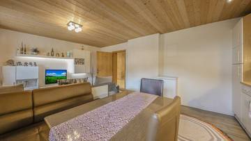 Thumbnail von Multi-family house with leisure residence exemption