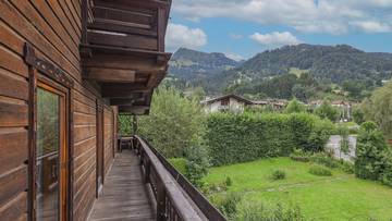 Thumbnail von Multi-family house with leisure residence exemption