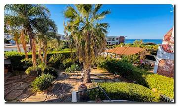 Thumbnail von Immogold Sicily impressive, large semi-detached house very close to the sea with six bedrooms, roof terrace, and Mediterranean gardens
