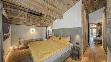 Thumbnail von Luxury penthouse with panoramic view in sunny top quiet location