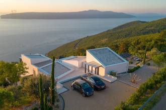 Thumbnail von Luxurious villa in modern style with infinity pool and panoramic sea view on the Opatija Riviera