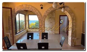 Thumbnail von Immogold spacious, unmistakable villa in an excellent location with great sea view and four bedrooms located on the Ionian coast between Catania and Syracuse