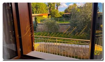 Thumbnail von Immogold spacious, unmistakable villa in an excellent location with great sea view and four bedrooms located on the Ionian coast between Catania and Syracuse