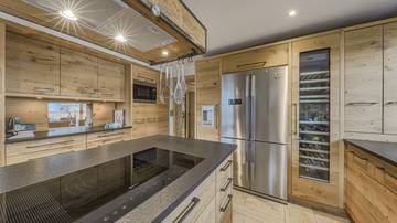 Thumbnail von Villa of the superlatives in central location