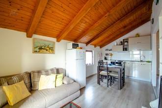 Thumbnail von House on a quiet island near Trogir by the sea