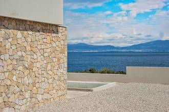 Thumbnail von Modern villa with pool near the sea