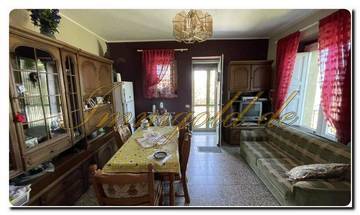Thumbnail von Charming-looking house in the greenery with an interesting view of the sea and the Aeolian Islands