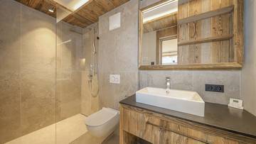Thumbnail von Luxury chalet with pool in prime location at the foot of the Wilder Kaiser