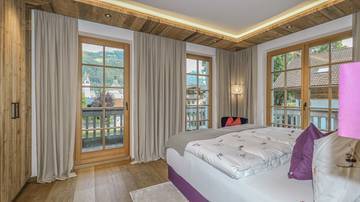 Thumbnail von Luxury apartment with pool in a prime central location