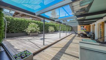 Thumbnail von Luxury apartment with pool in a prime central location