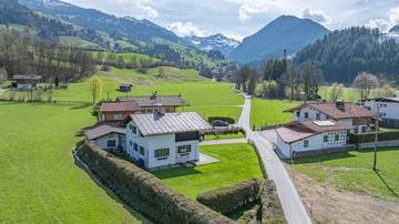 Thumbnail von Property with old stock in sunny & idyllic top location