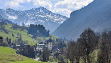 Thumbnail von Property with old stock in sunny & idyllic top location