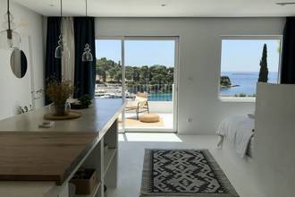 Thumbnail von Mediterranean villa with panoramic sea view, island of Solta
