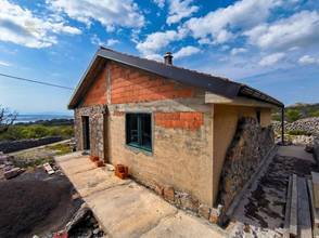 Thumbnail von Mediterranean house for completion