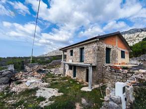 Thumbnail von Mediterranean house for completion