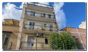 Thumbnail von Charming newly renovated furnished apartment in a holiday home