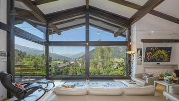 Thumbnail von Country house villa in a unique panoramic location