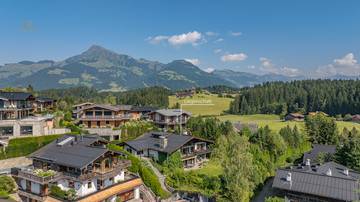 Thumbnail von Country house villa in a unique panoramic location