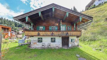 Thumbnail von Historic farmhouse with a recreational residence