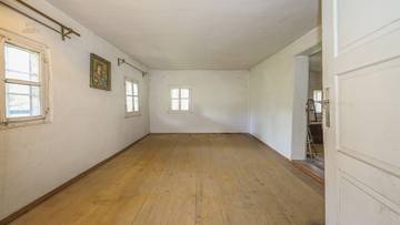 Thumbnail von Historic farmhouse with a recreational residence