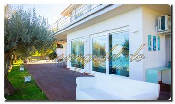 Thumbnail von Chic, elegant, impressive villa with a pool and great panoramic view in Capo d’Orlando is looking for a new owner.