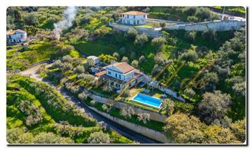 Thumbnail von Chic, elegant, impressive villa with a pool and great panoramic view in Capo d’Orlando is looking for a new owner.
