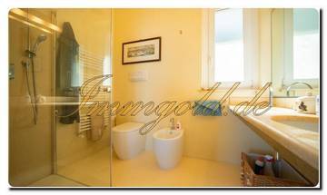 Thumbnail von Chic, elegant, impressive villa with a pool and great panoramic view in Capo d’Orlando is looking for a new owner.