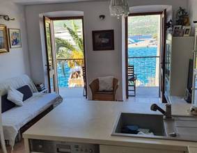 Thumbnail von Renovated townhouse in the city center directly by the sea