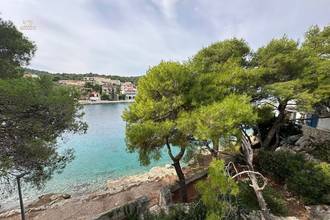 Thumbnail von House directly on the sea, Rogoznica region